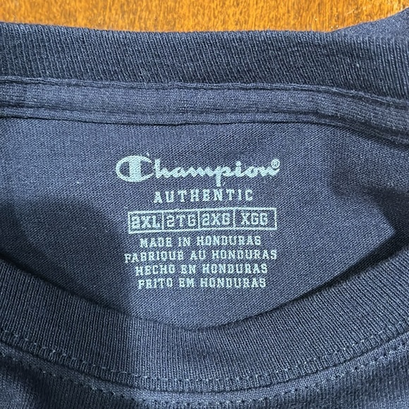 NWOT Champion Graphic Logo Crew Neck T-Shirt - Picture 6 of 7